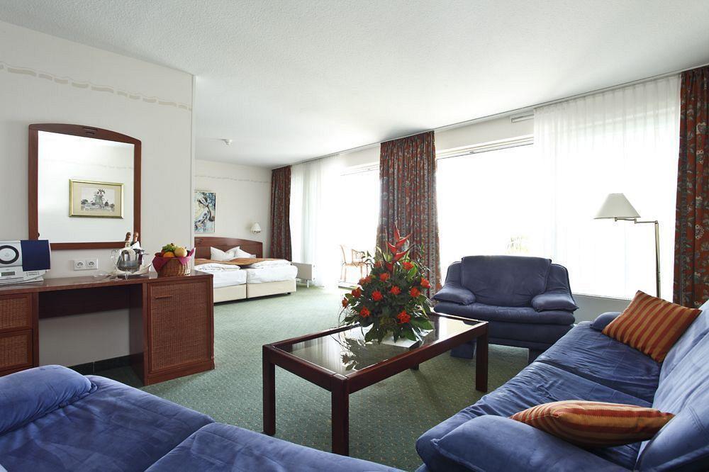 Seehotel Schloss Klink Extérieur photo