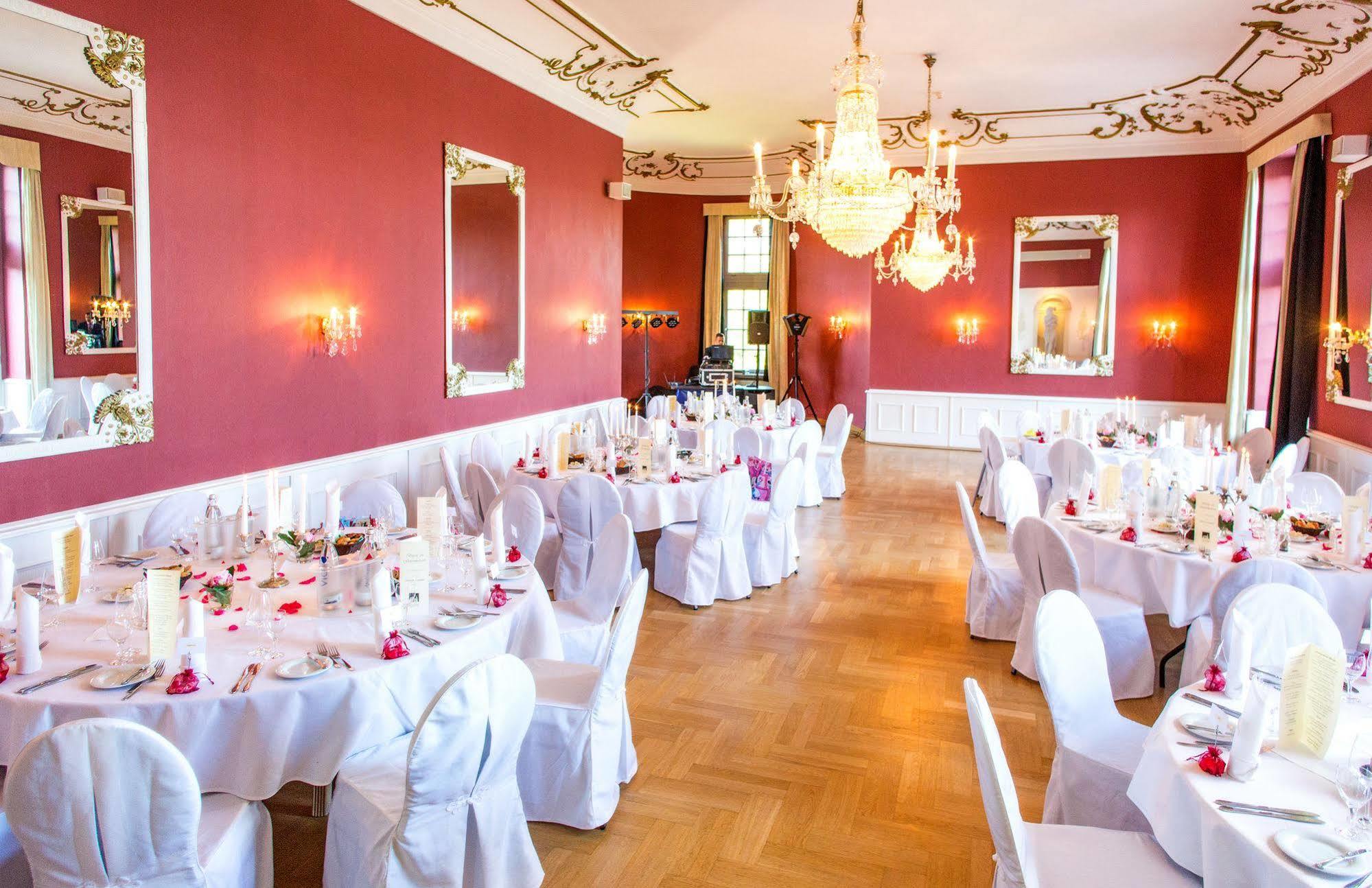 Seehotel Schloss Klink Extérieur photo