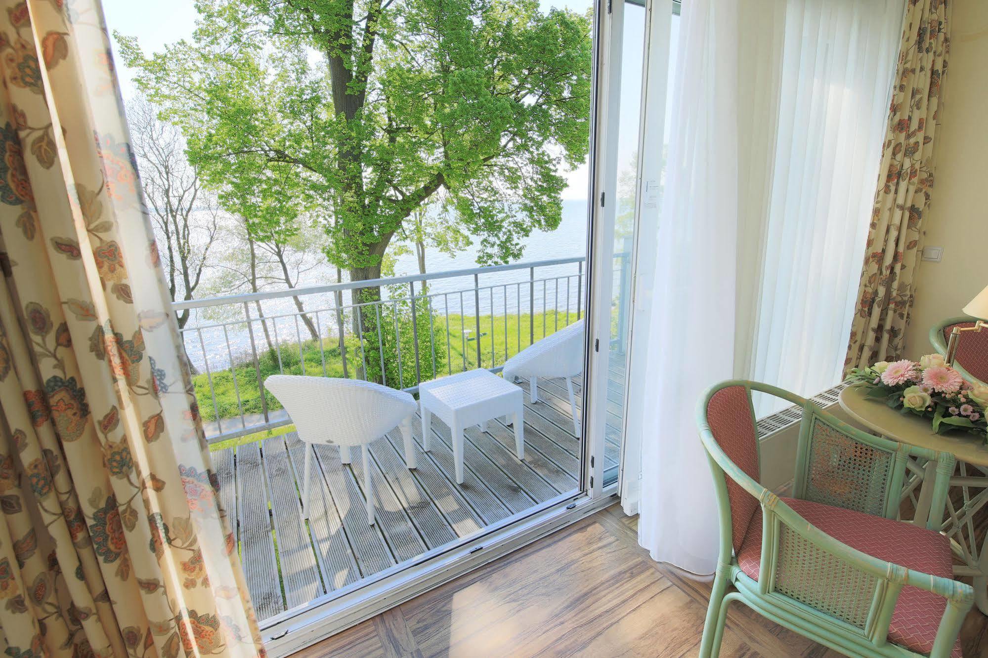 Seehotel Schloss Klink Extérieur photo