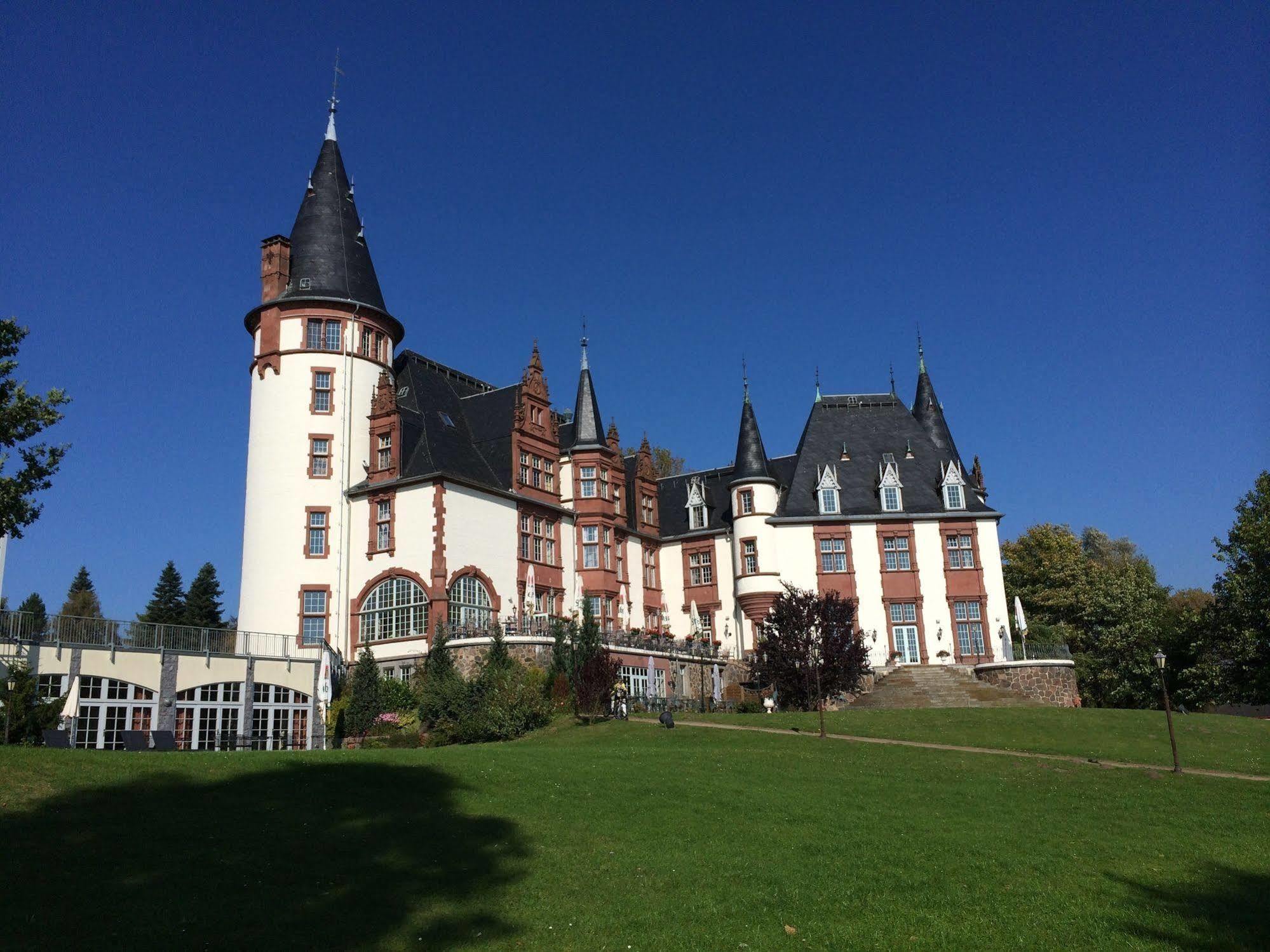 Seehotel Schloss Klink Extérieur photo